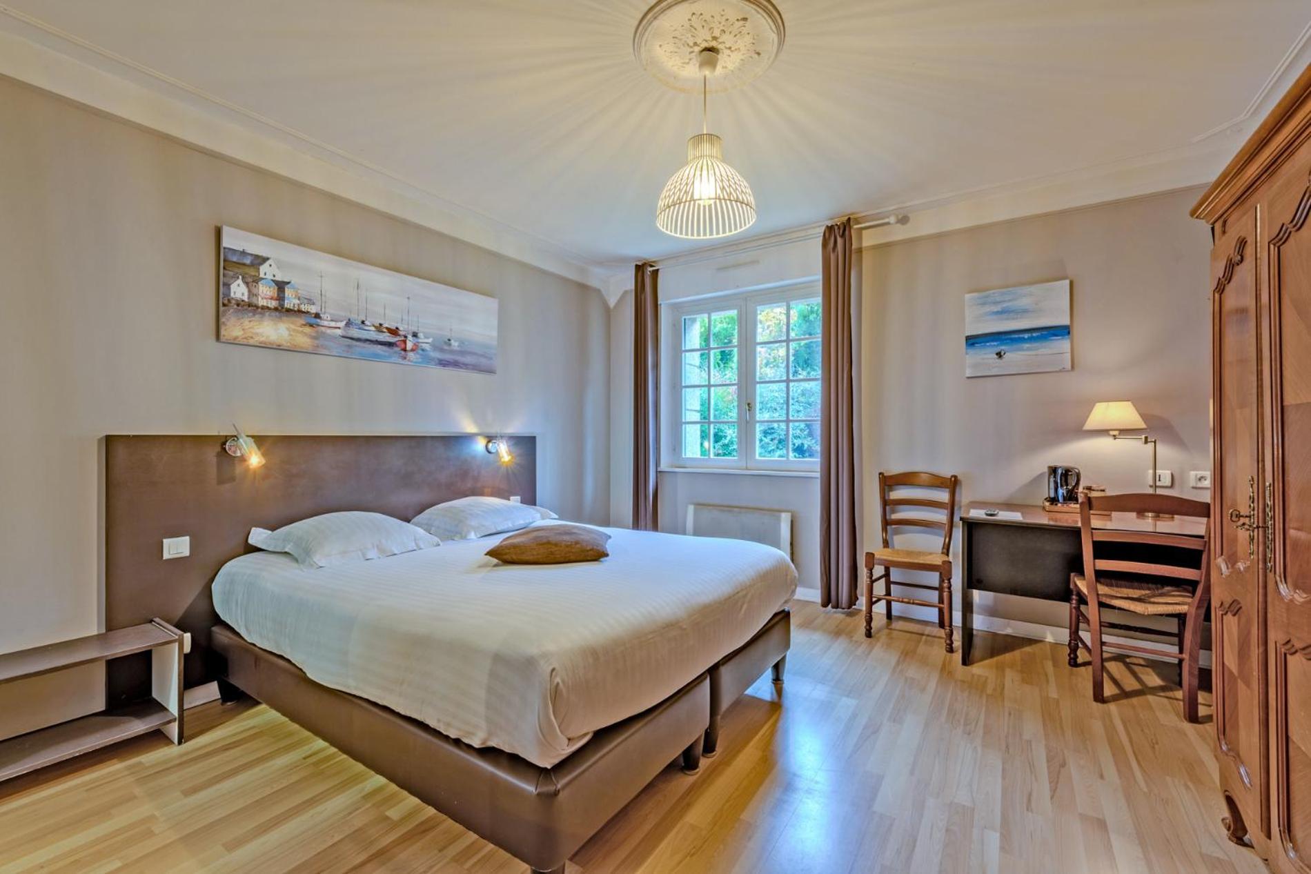 Logis Hotel De La Corniche Брест Экстерьер фото