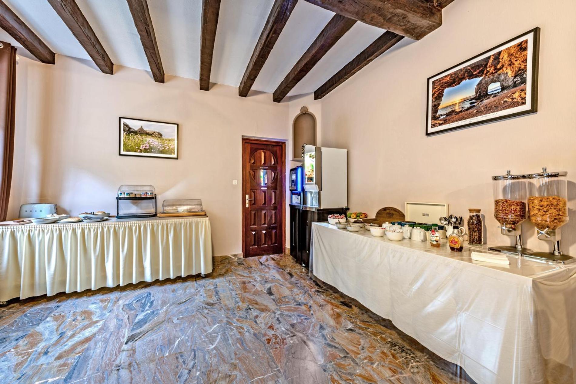 Logis Hotel De La Corniche Брест Экстерьер фото